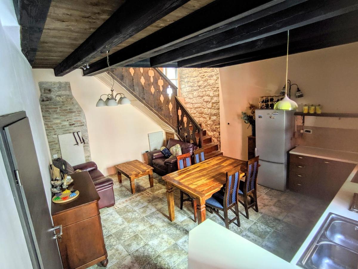 Private Courtyard Medieval Stone Home In Old Town Rovinj Buitenkant foto